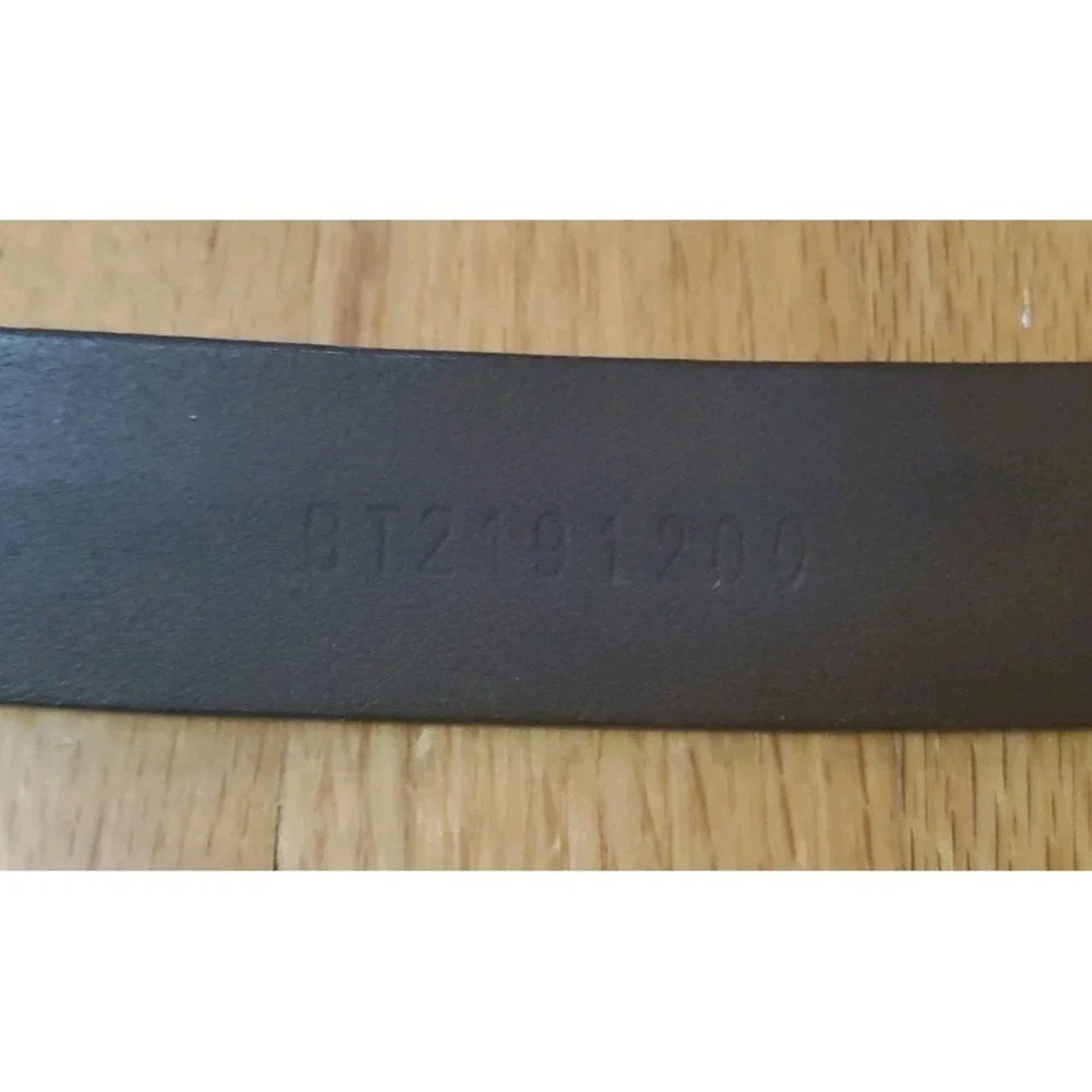 Fossil leather belt